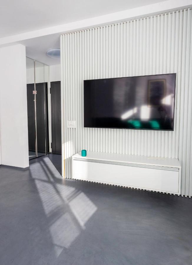 Apt 4 Kicks Kolozsvár Kültér fotó